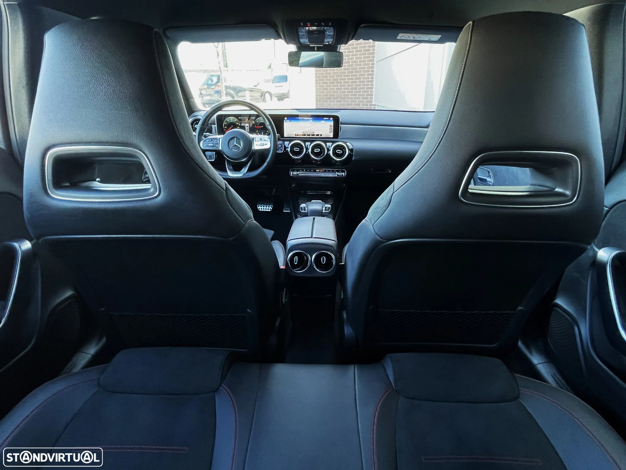 Mercedes-Benz A 180 d 7G-DCT AMG Line - 11