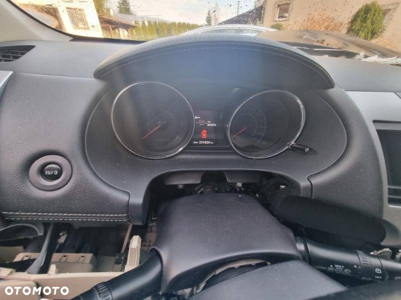 Citroën C-Crosser 2.2 HDi Exclusive DCS - 7