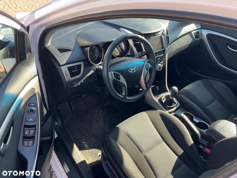 Hyundai i30 1.6 CRDI Passion Plus - 9