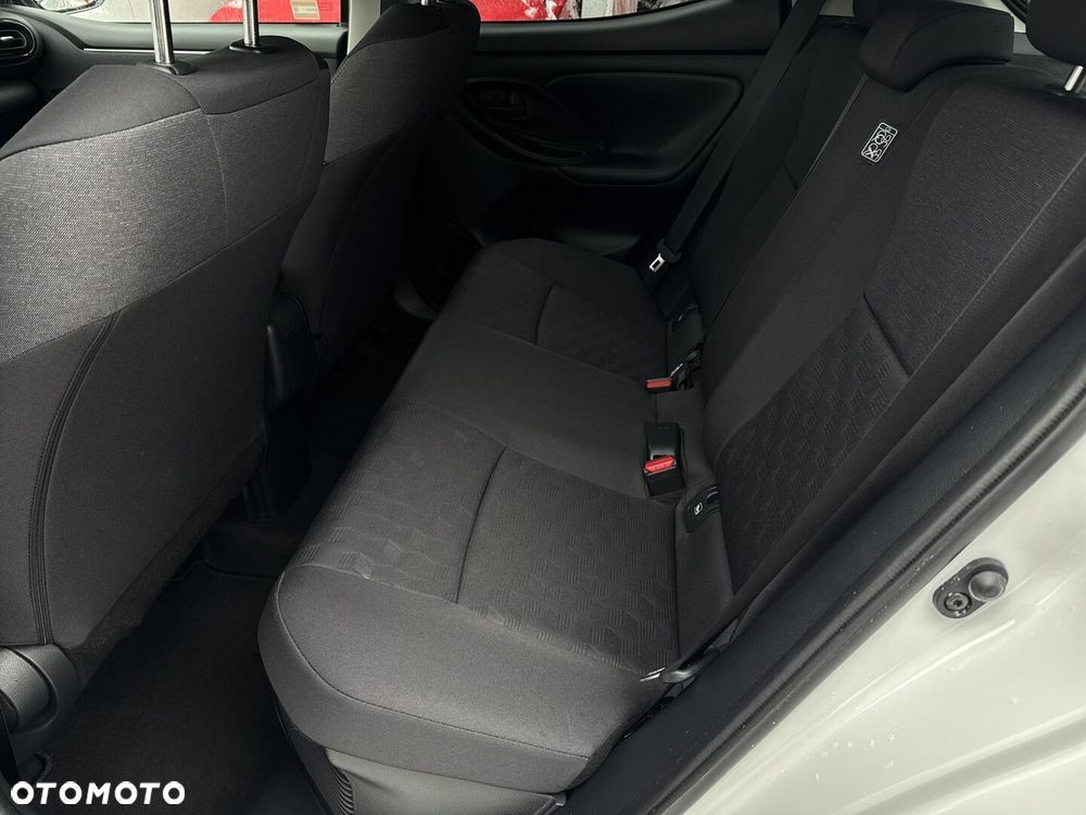 Toyota Yaris Hybrid 1.5 Style - 33
