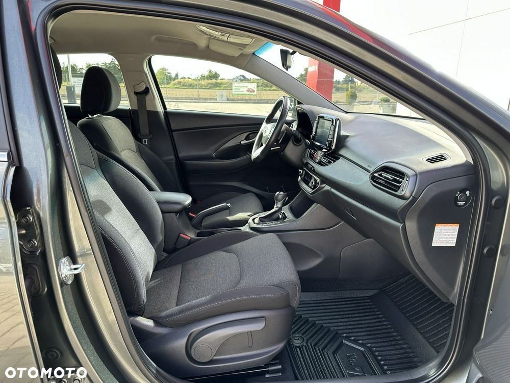 Hyundai i30 1.5 T-GDI 48V Smart DCT - 16
