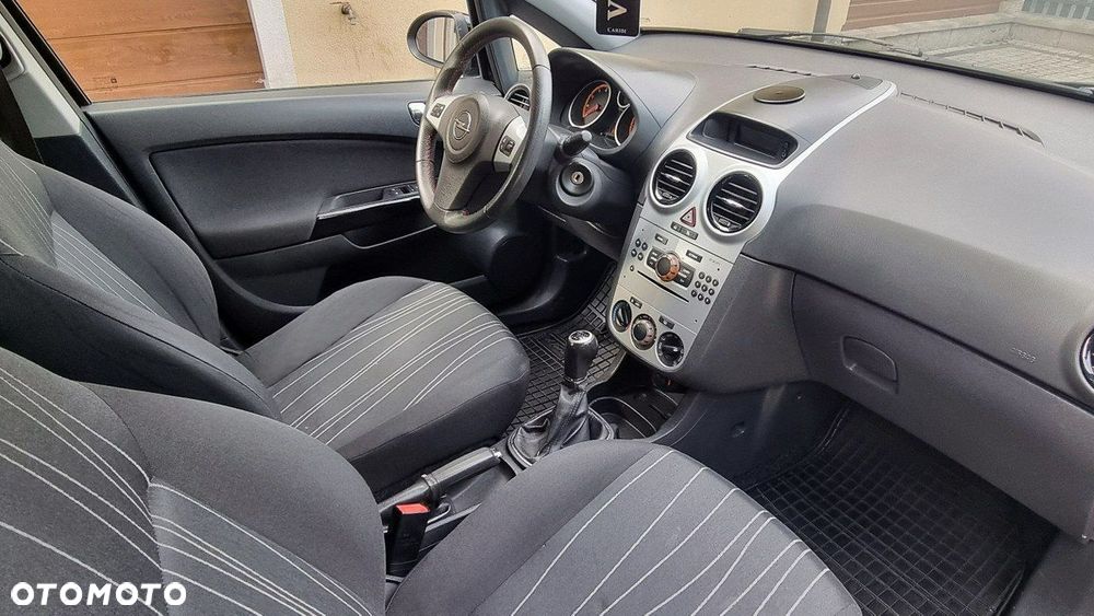Opel Corsa - 12