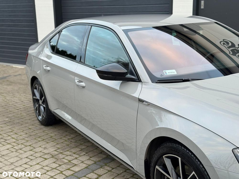 Skoda Superb 2.0 TDI SCR Sportline DSG - 8