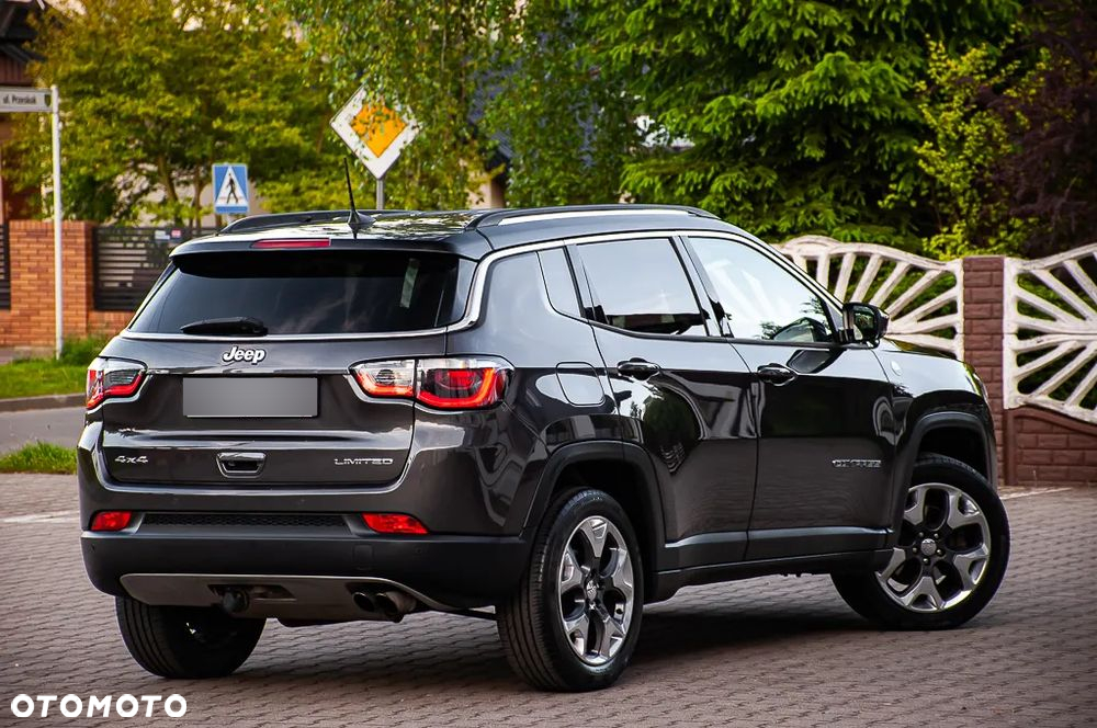 Jeep Compass - 16