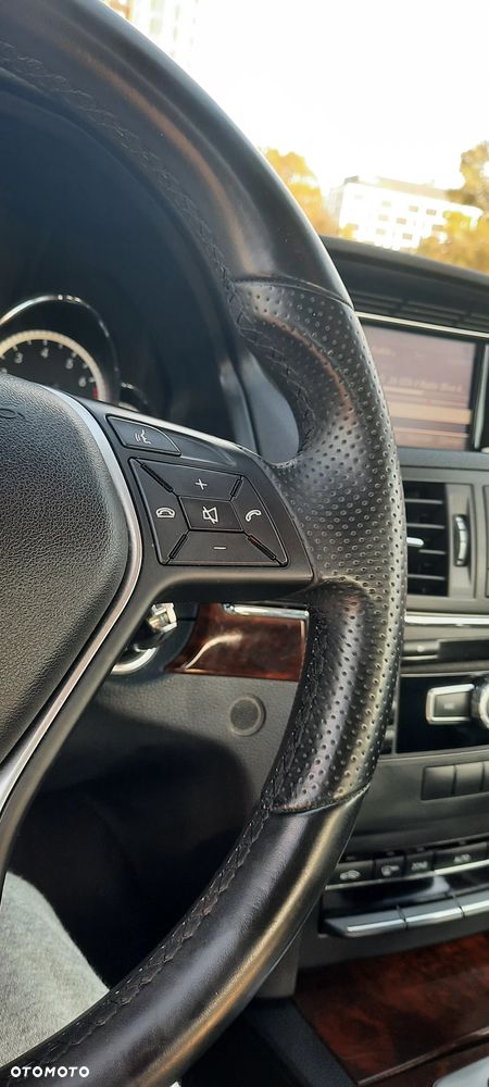 Mercedes-Benz Klasa E - 33