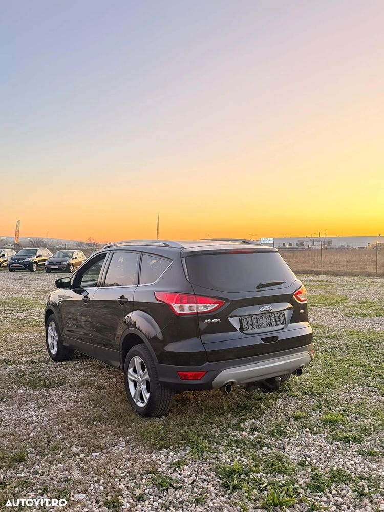 Ford Kuga 1.5 EcoBoost 2x4 SYNC - 3