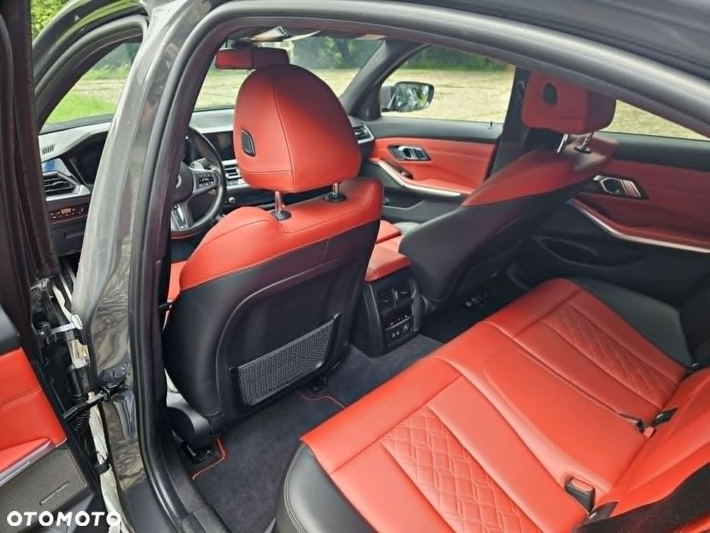 BMW Seria 3 330i xDrive M Sport sport - 11