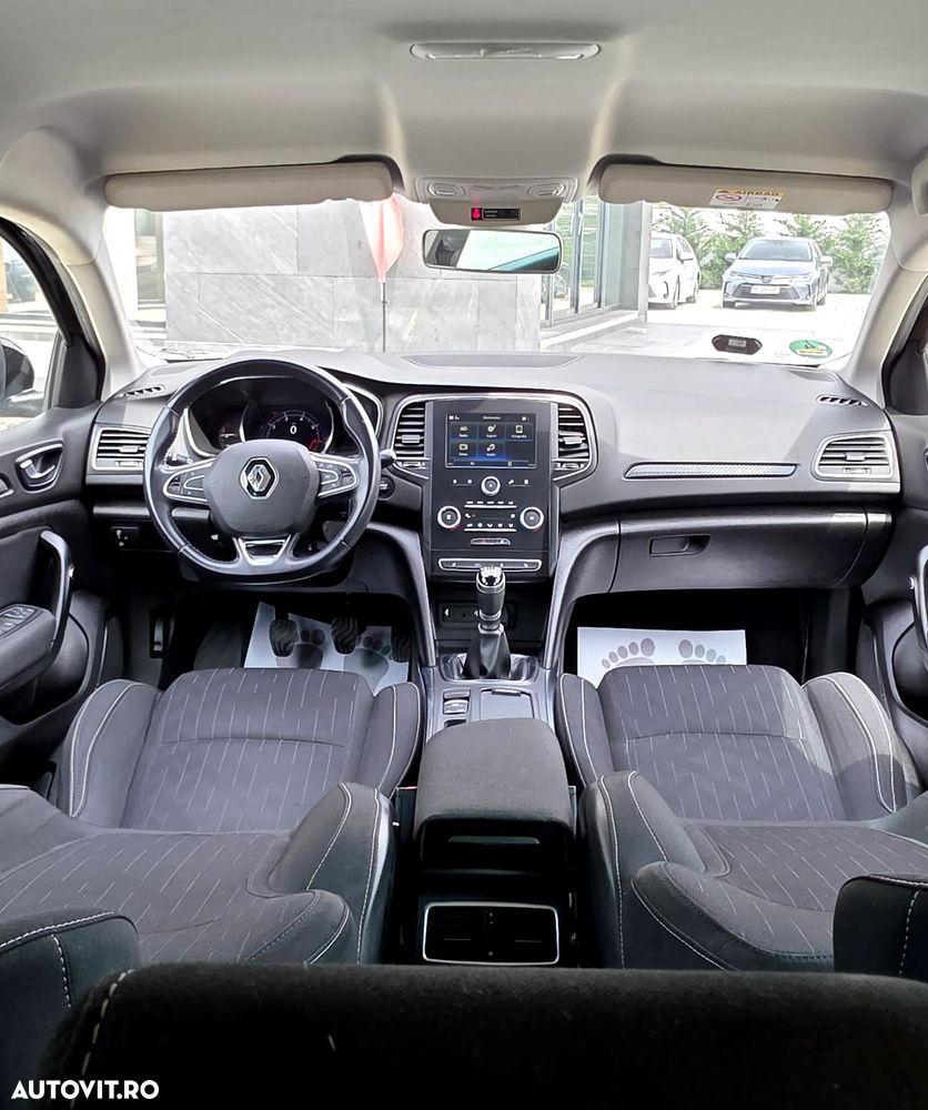 Renault Megane TCe 140 GPF LIMITED - 25