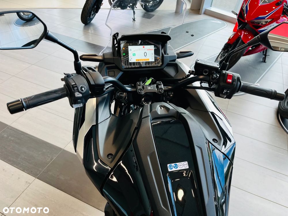 Honda NC - 25