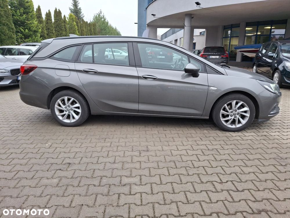 Opel Astra 1.4 T Dynamic S&S - 4