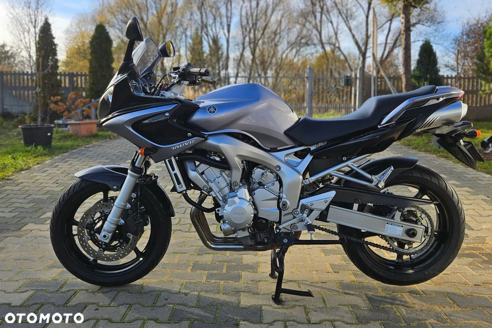 Yamaha FZ6 - 23