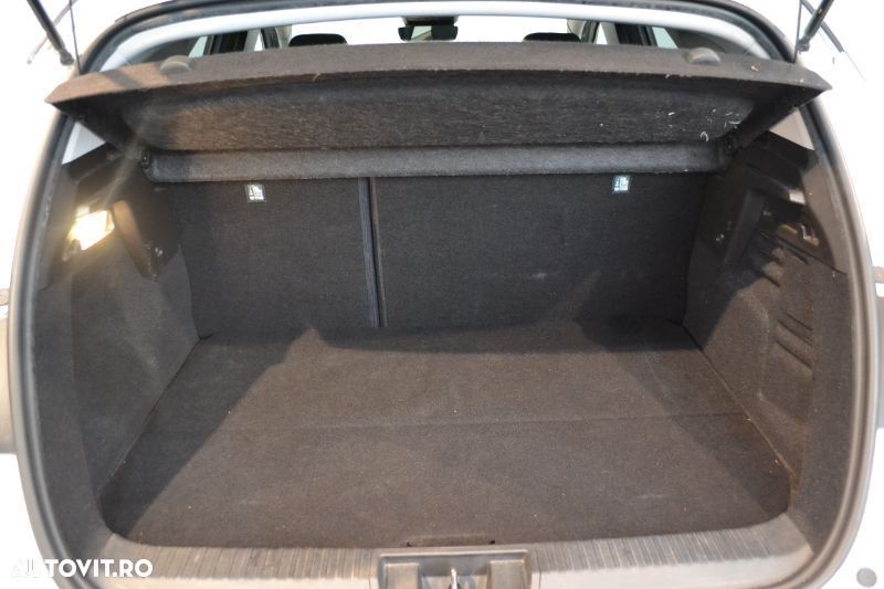 Renault Captur E-Tech Plug-In-Hybrid Intens - 9