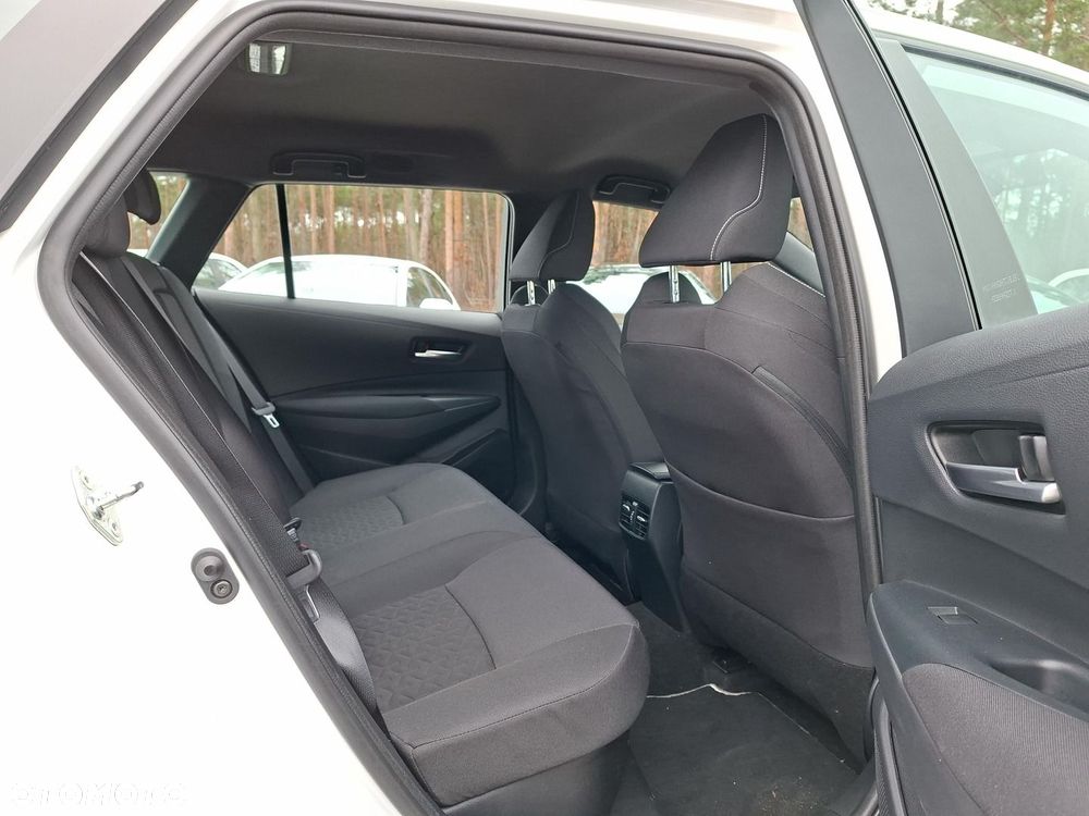 Toyota Corolla 1.8 Hybrid Comfort - 16