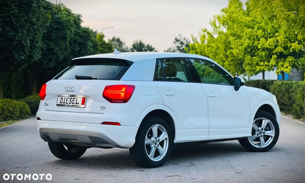 Audi Q2 1.6 TDI Sport S tronic - 5