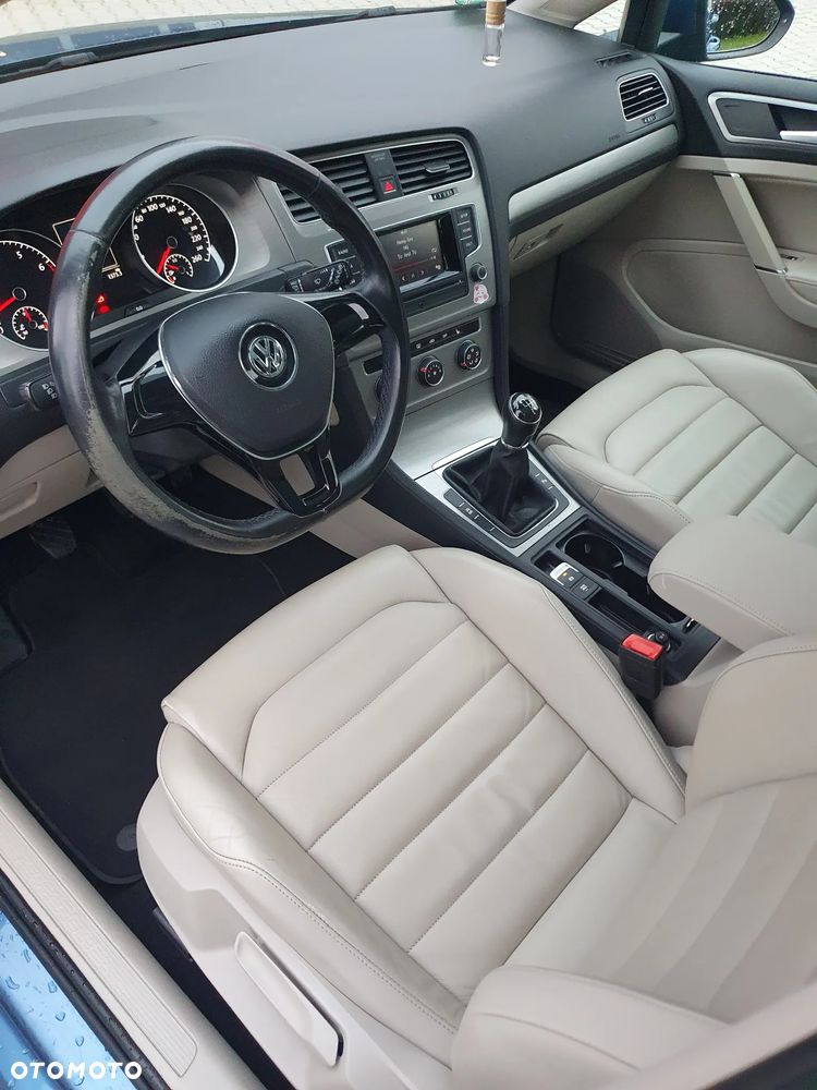 Volkswagen Golf - 7