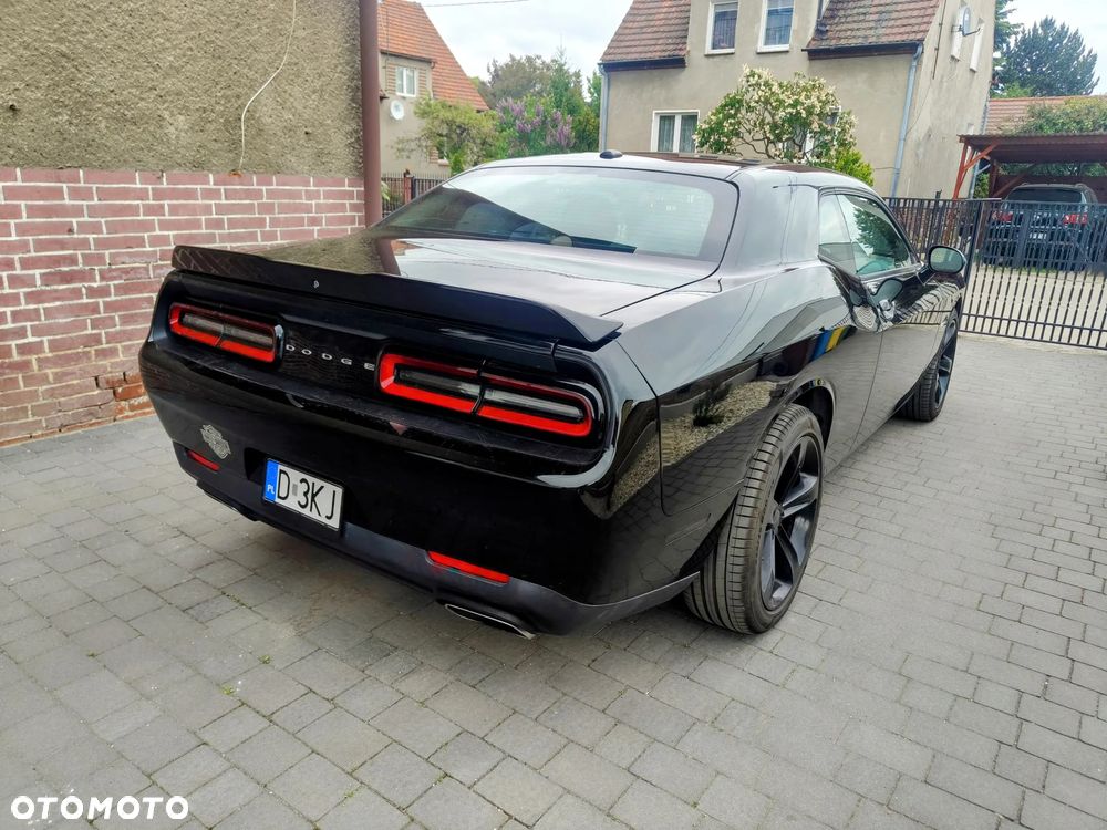 Dodge Challenger 5.7 R/T - 6