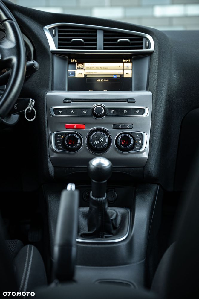 Citroën C4 BlueHDi 100 Business Class - 13