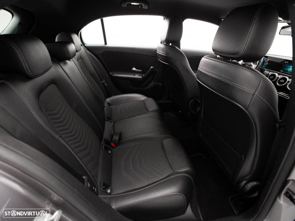 Mercedes-Benz A 180 d Progressive - 11