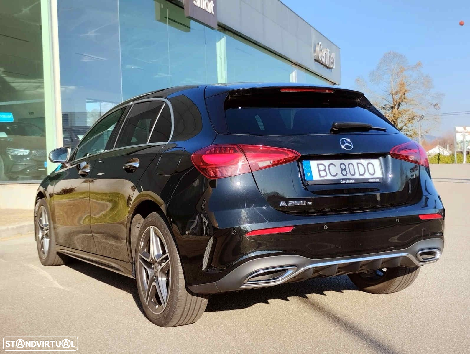 Mercedes-Benz A 250 e AMG Line - 7