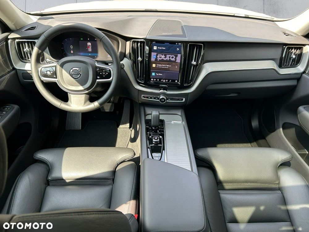 Volvo XC 60 B4 B Plus Dark - 7