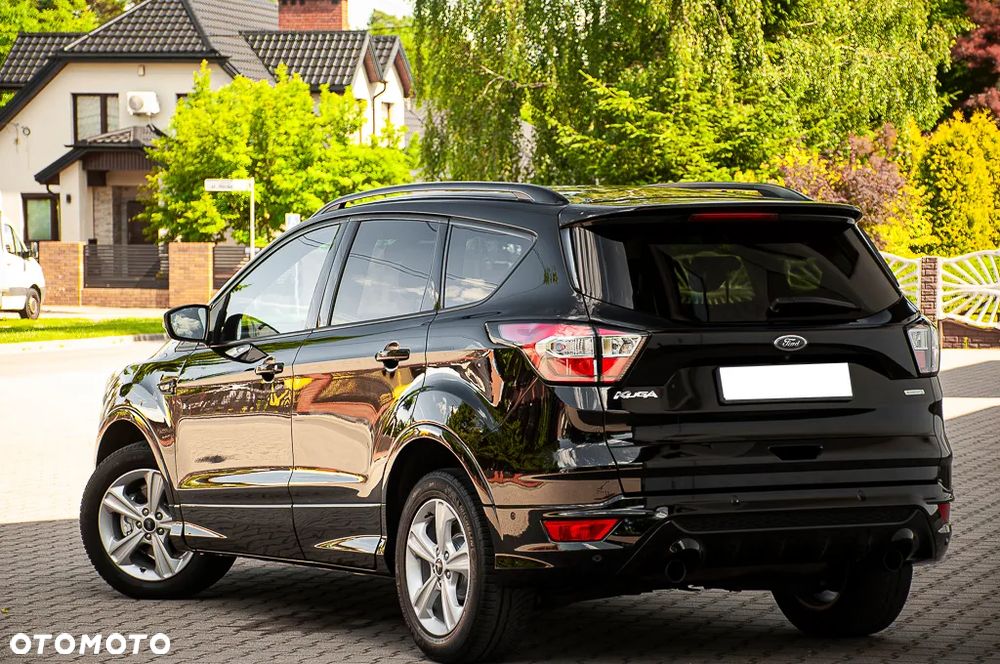 Ford Kuga 1.5 EcoBoost 2x4 ST-Line - 14