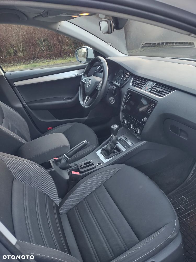 Skoda Octavia 1.6 TDI SCR Ambition - 13