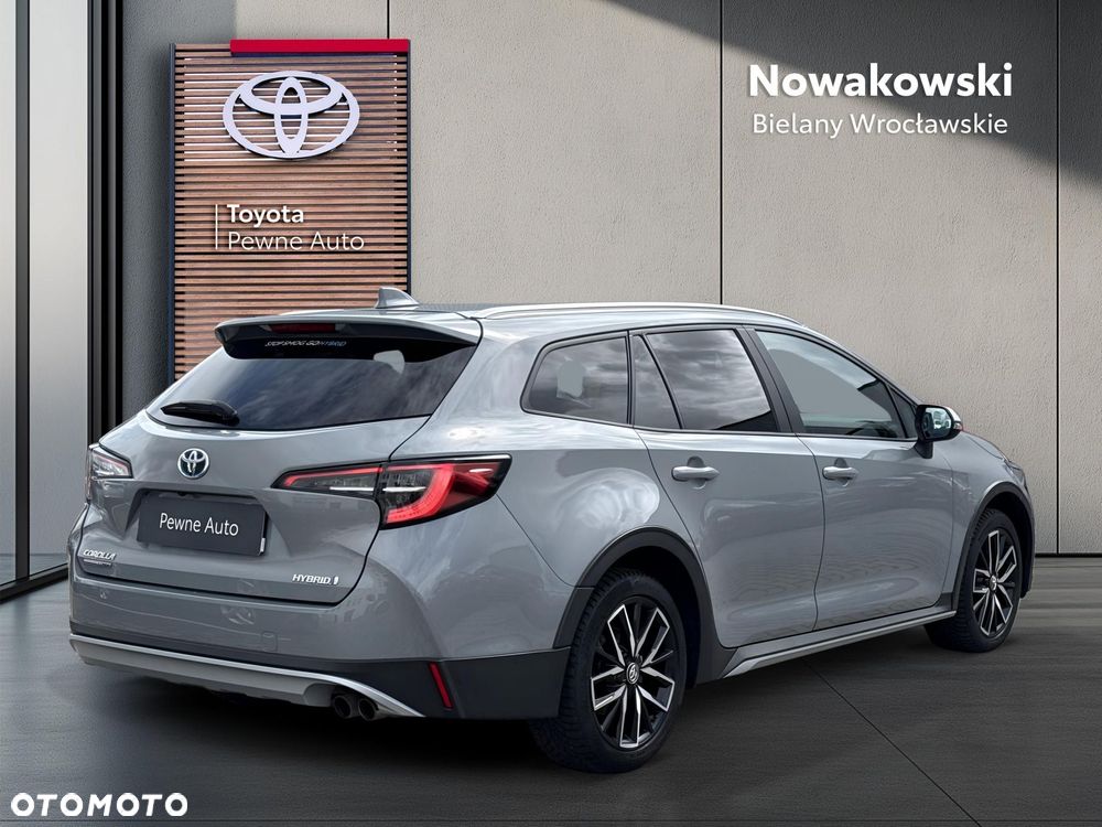 Toyota Corolla 2.0 Hybrid Trek - 29