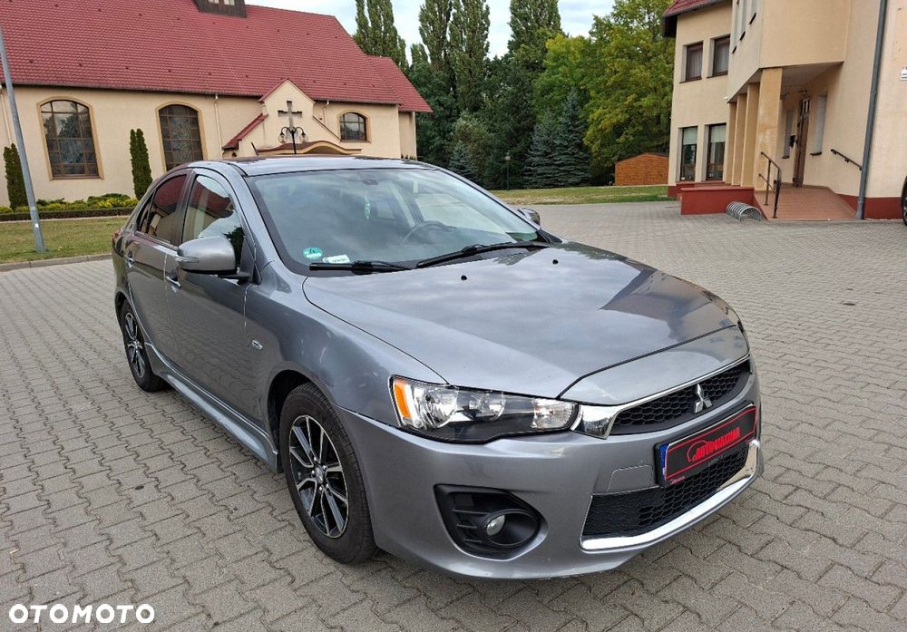 Mitsubishi Lancer