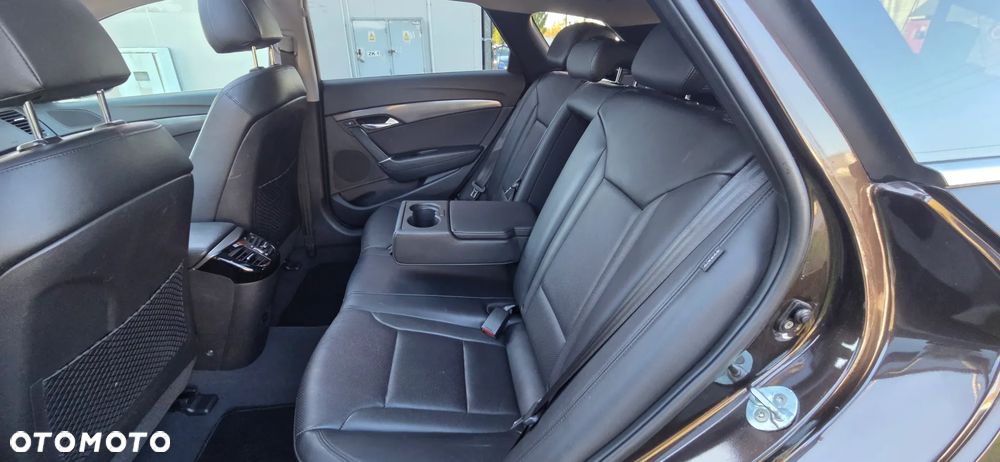 Hyundai i40 Kombi 1.7 CRDi DCT Premium - 30