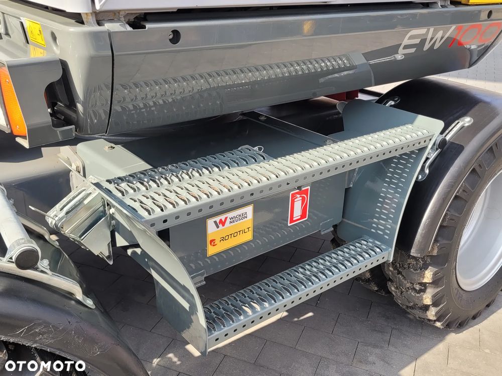 Wacker Neuson EW100 / ROTOTILT / 3 łyżki + widły / - 15