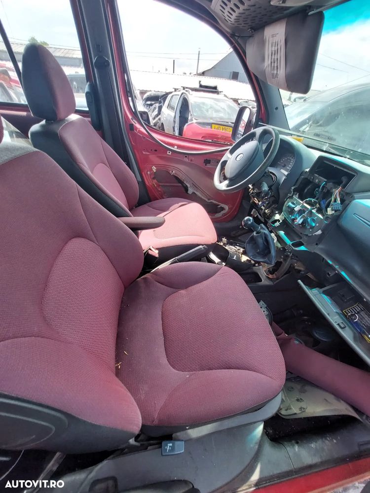 Dezmembrez Fiat Doblo 1.2i - 7