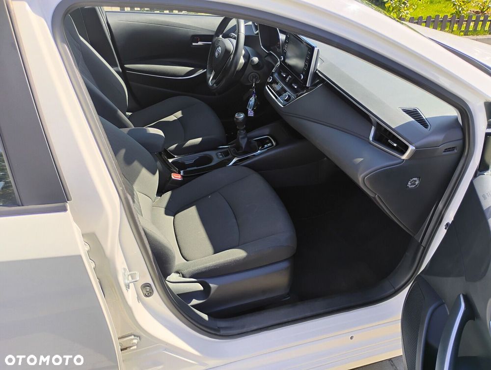 Toyota Corolla - 19