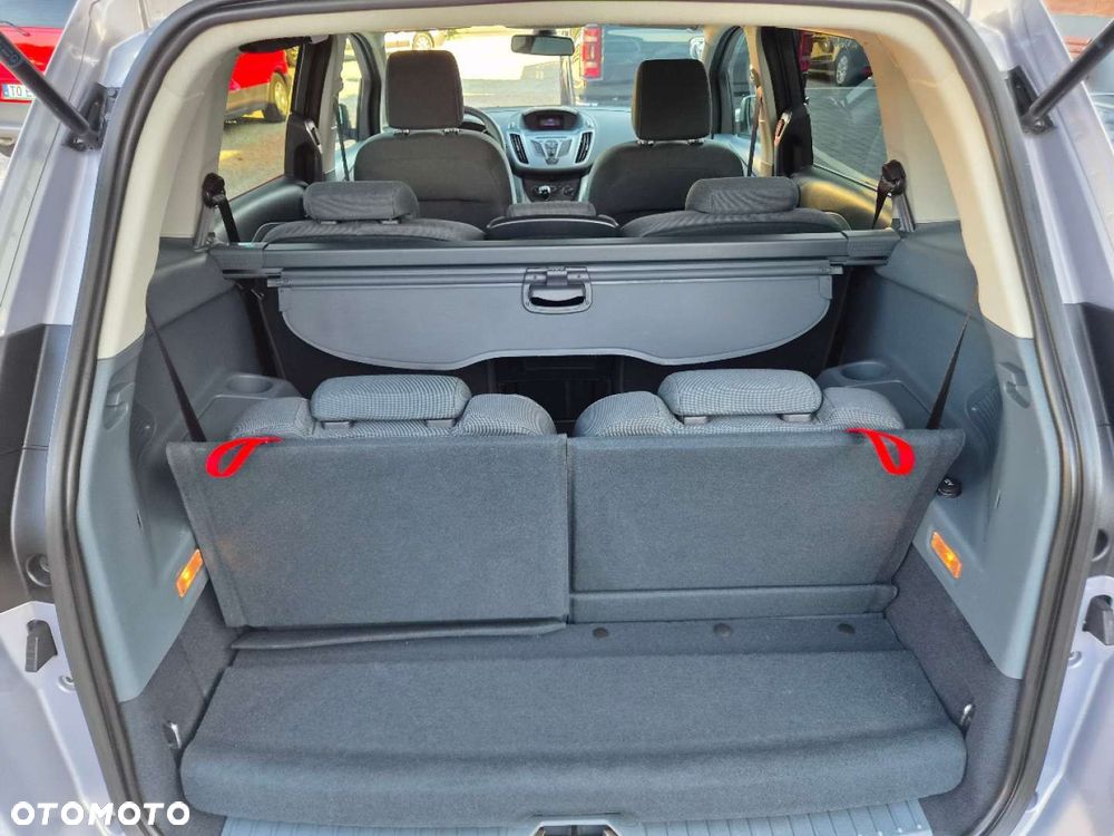 Ford Grand C-MAX 1.6 Titanium - 17