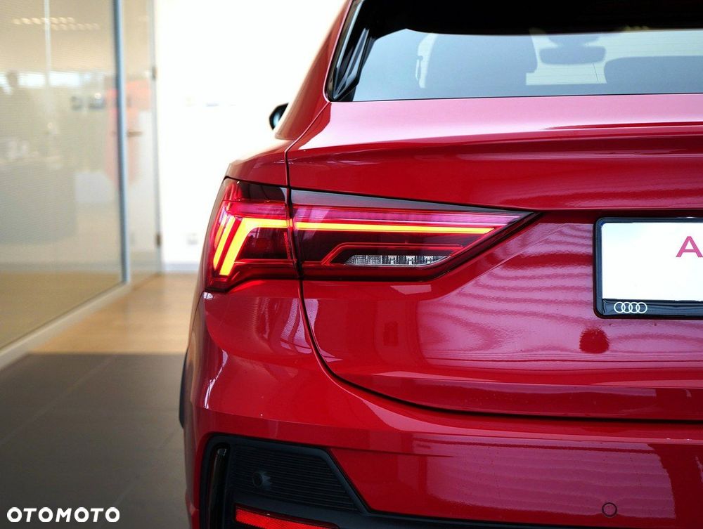 Audi Q3 Sportback - 10