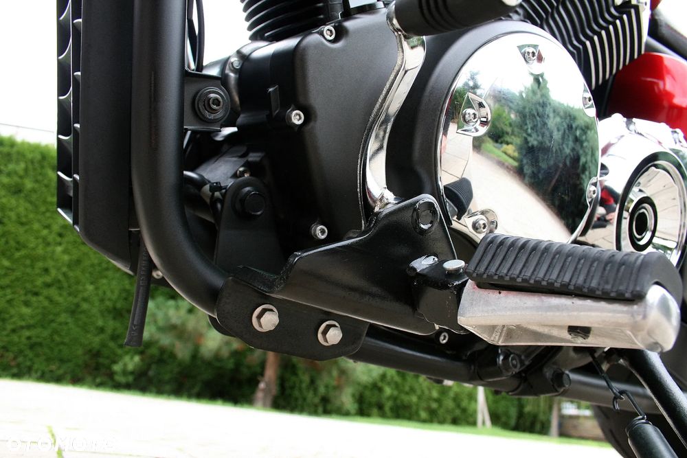 Yamaha XVS - 36