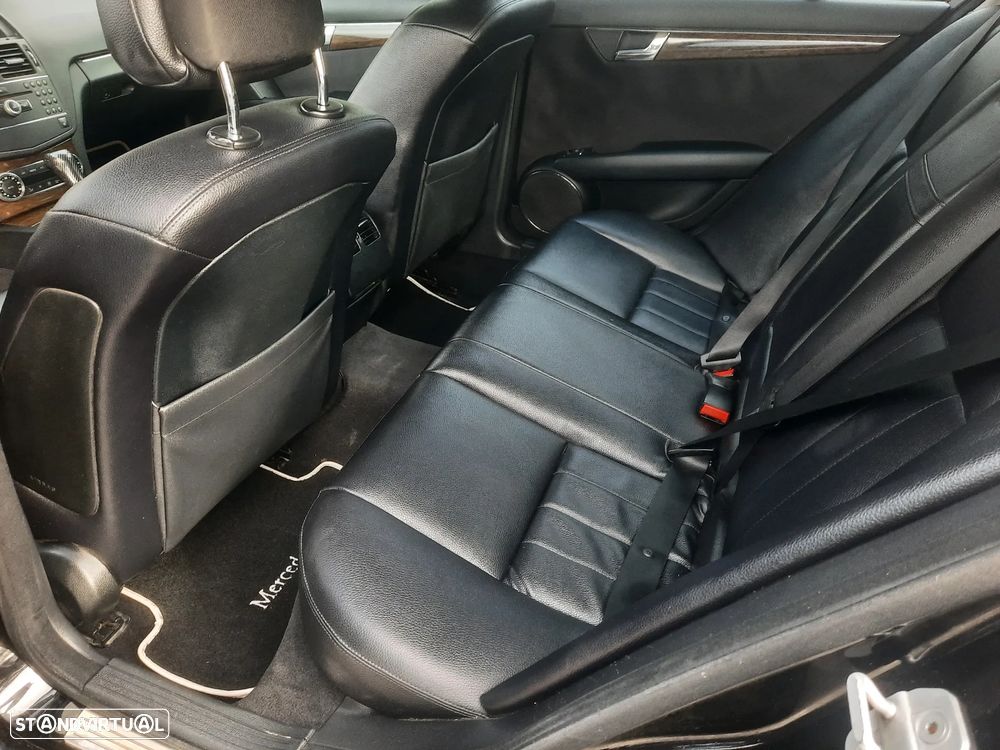Mercedes-Benz C 220 CDi Elegance BlueEfficiency Aut. - 25