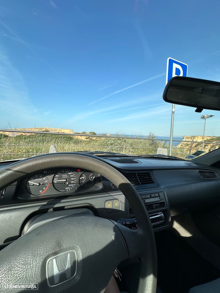 Honda Civic 1.5 LSi 16 V - 8