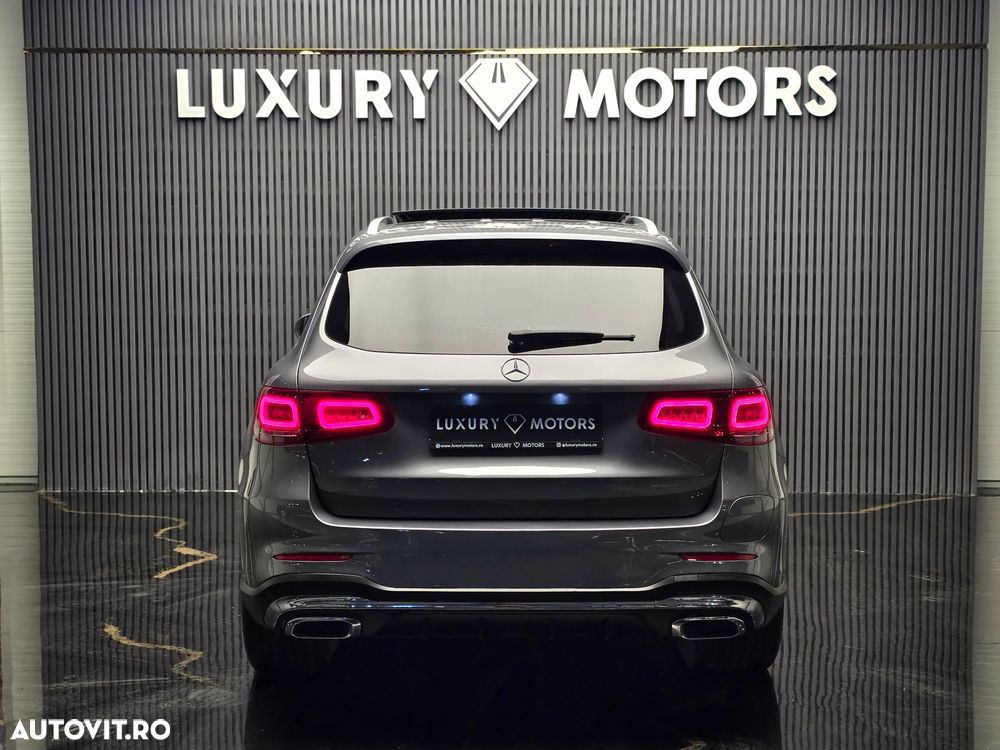 Mercedes-Benz GLC 300 e 4Matic 9G-TRONIC AMG Line Plus - 20