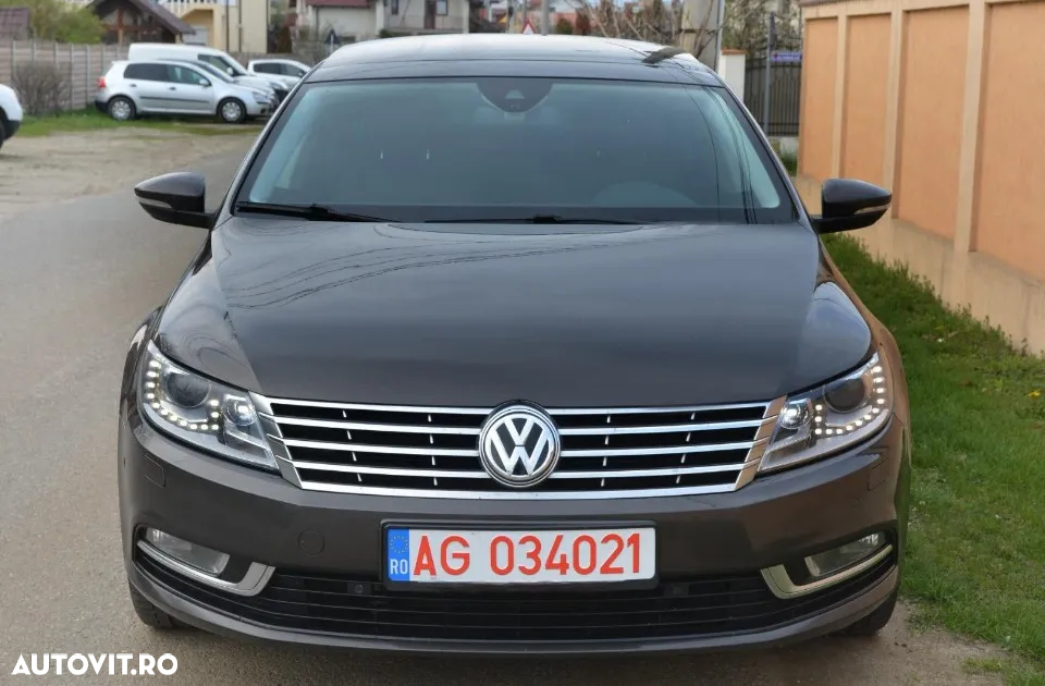Volkswagen Passat CC 2.0 TDI BlueMotion Technology DSG Exclusive - 9