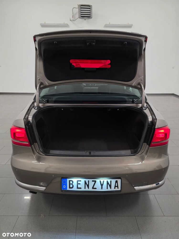 Volkswagen Passat 1.4 TSI BlueMotion Technology Comfortline - 38