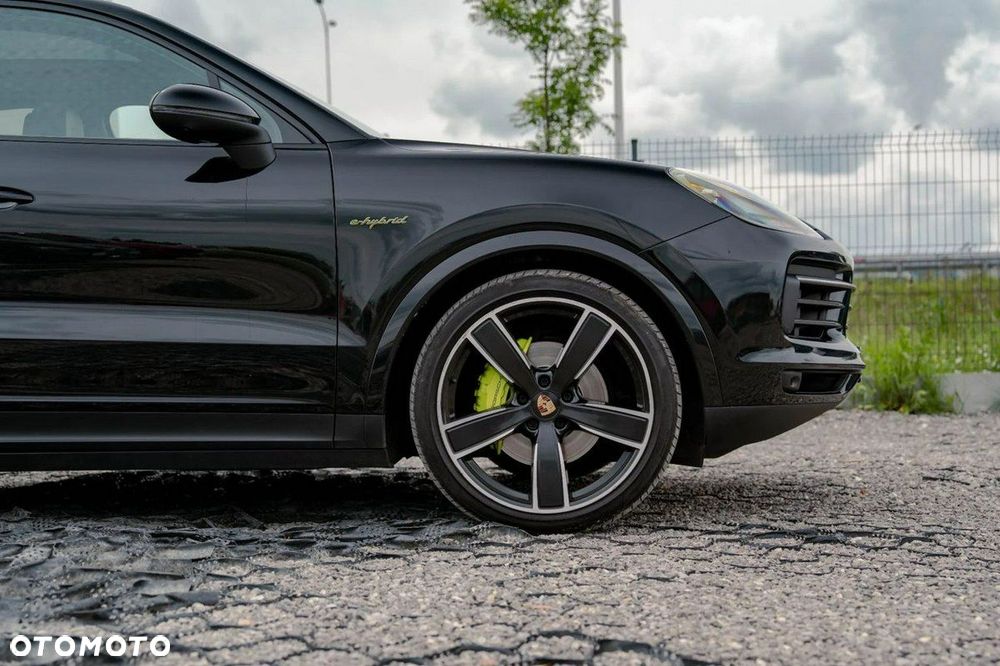 Porsche Cayenne - 9