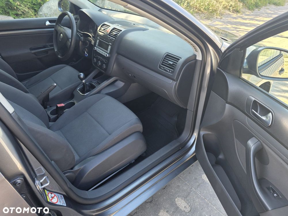 Volkswagen Jetta 1.9 TDI Comfortline - 8