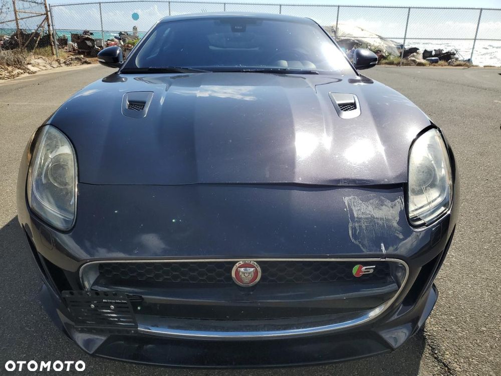 Jaguar F-Type - 5