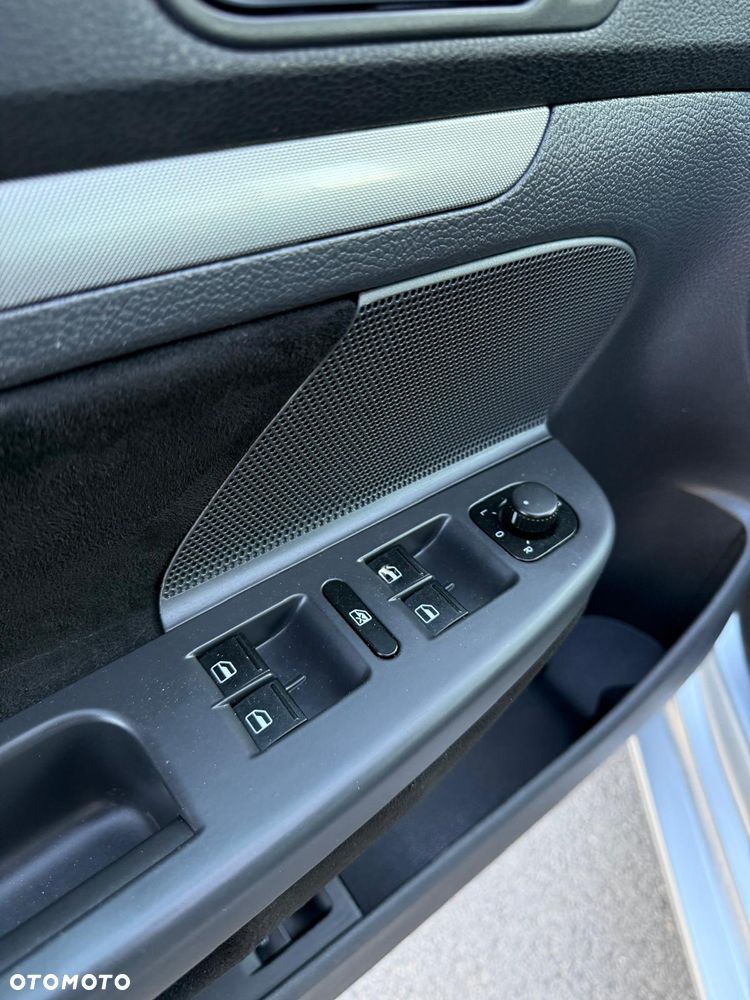 Volkswagen Golf 1.6 Tour - 21