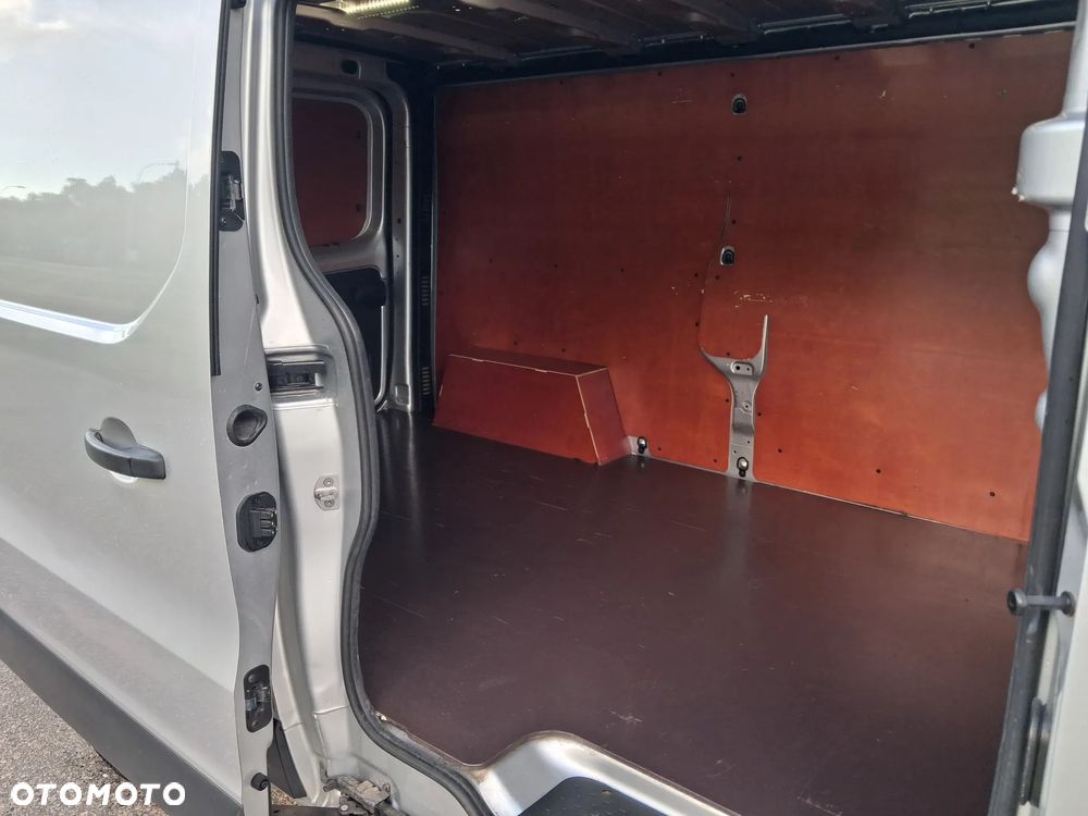 Renault Trafic - 22
