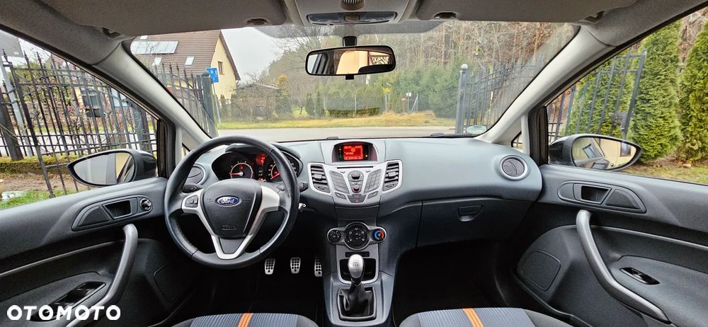 Ford Fiesta 1.25 Viva - 2