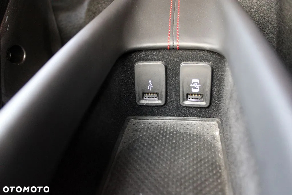 Ferrari 296 GTB - 38