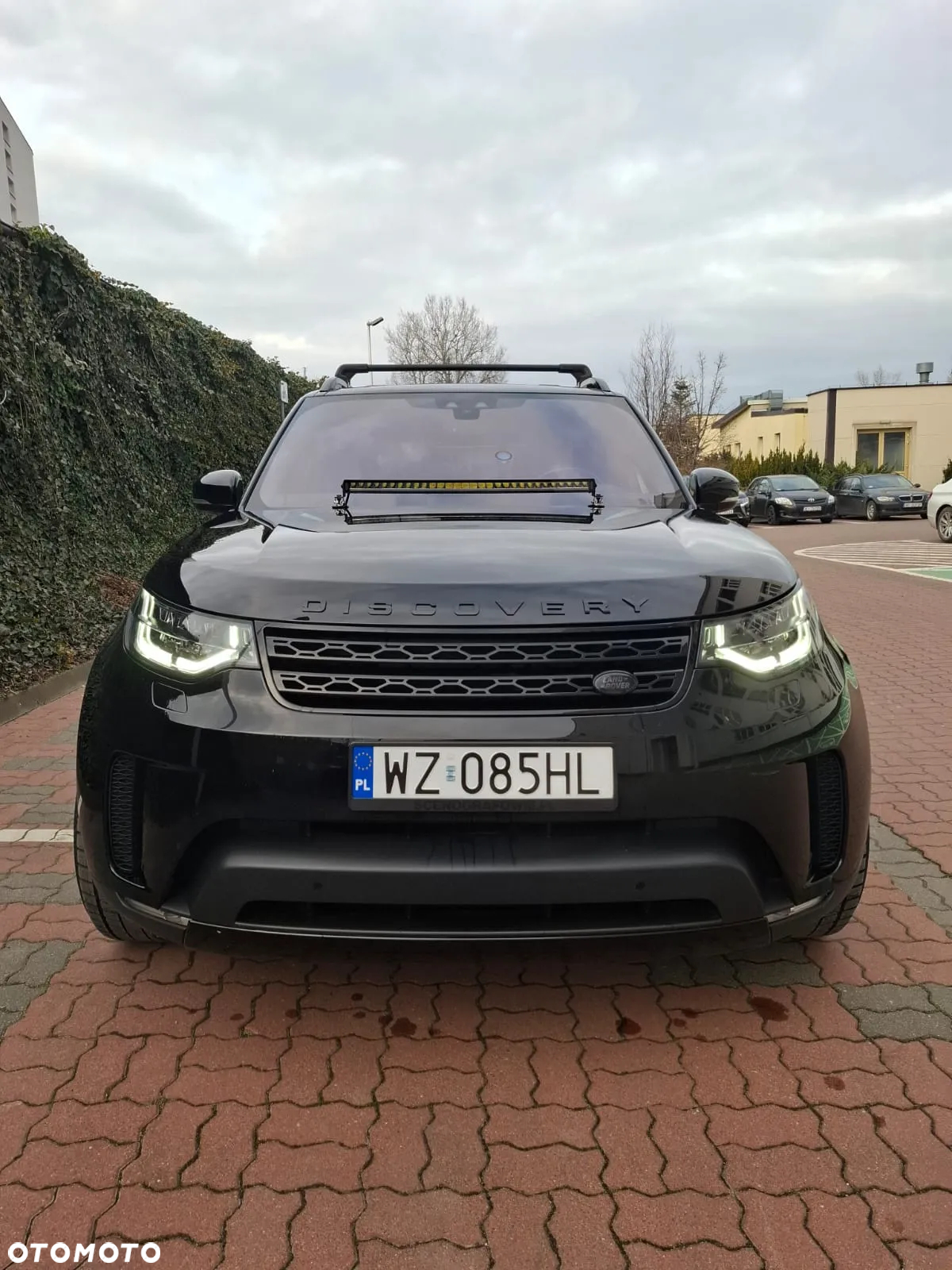 Land Rover Discovery V 3.0 SDV6 HSE Luxury - 19