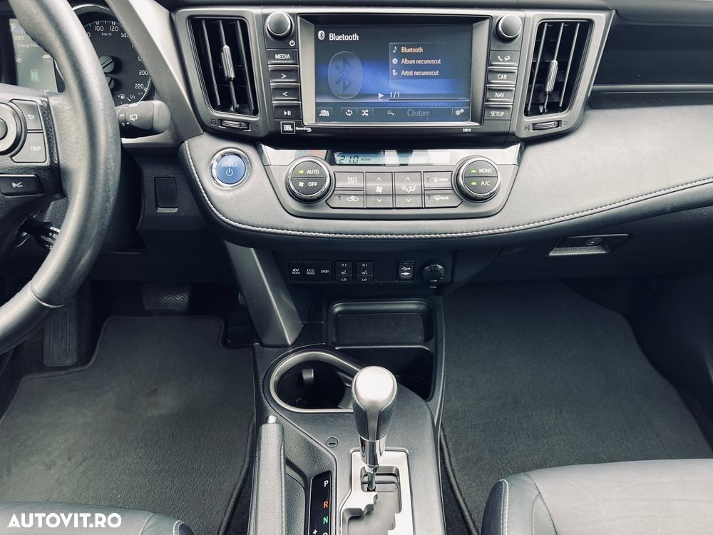 Toyota RAV4 2.5 VVT-i 4x4 Luxury - 12