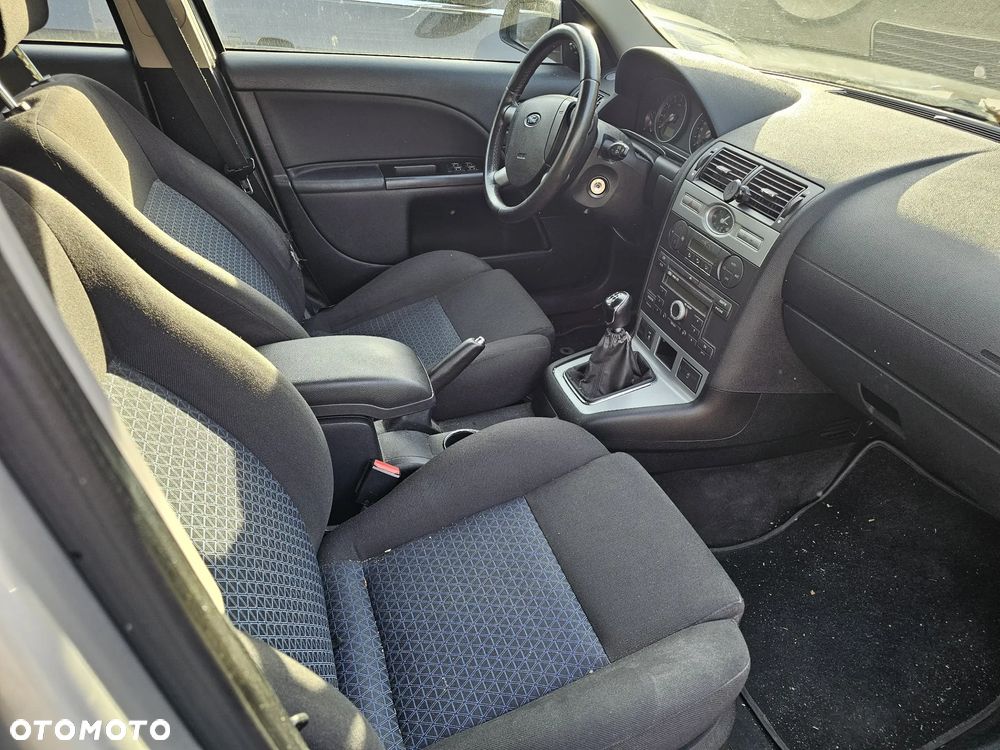 Ford Mondeo 1.8 Trend / Trend+ - 4
